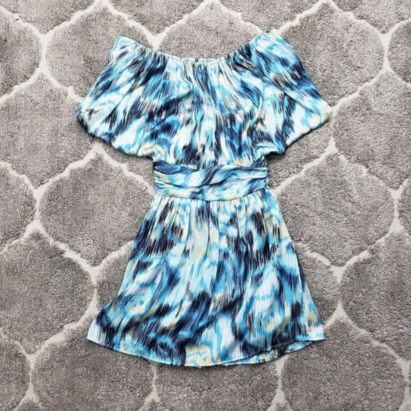 SOLD BCBG Off the Shoulder Charmeuse  Dress Sz 6 - Picture 2 of 6